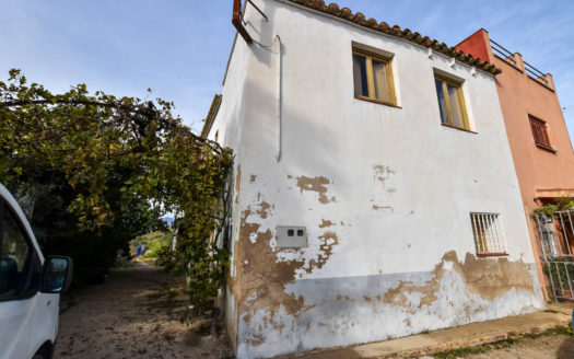 Riverside farmhouse near Tortosa (123)