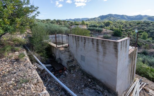 Irrigation water with a nice view (957)