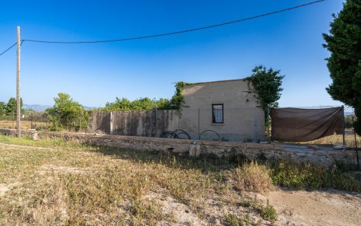 Close to Tortosa (90)